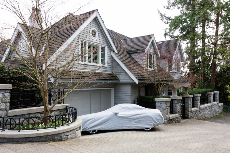 Illustration for article titled Pics from the Curbside: 2016-03-26 around Caulfeild Park, West Vancouver